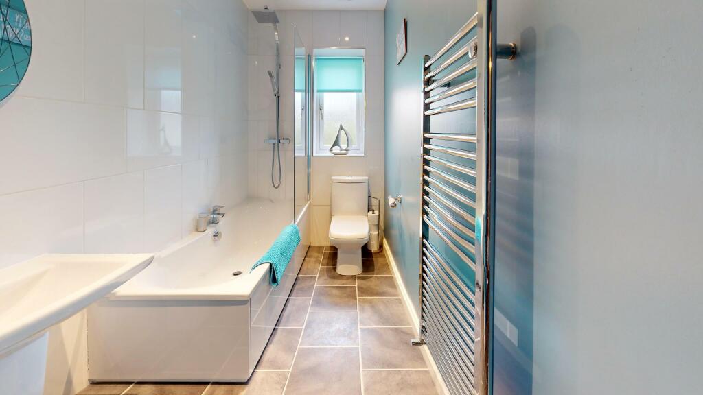 7-Acre-Fold-Bathroom