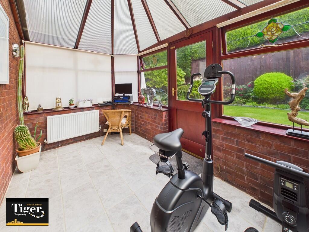 CAM02176G0-PR0671...