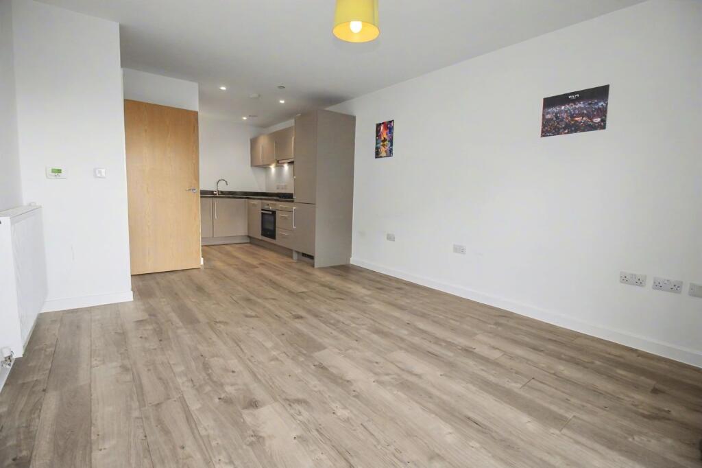 Capstan Road, Centenary Quay, SO19