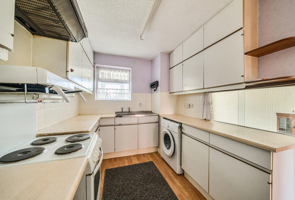 1375601-5-69146f9...