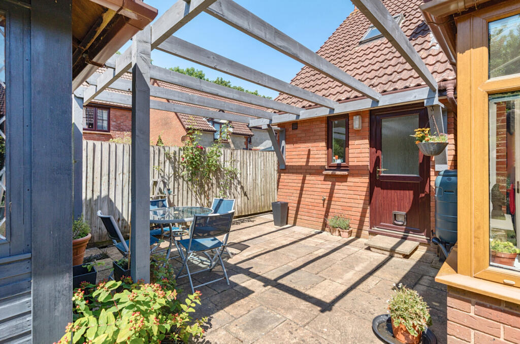 1320524-11-686fd1...