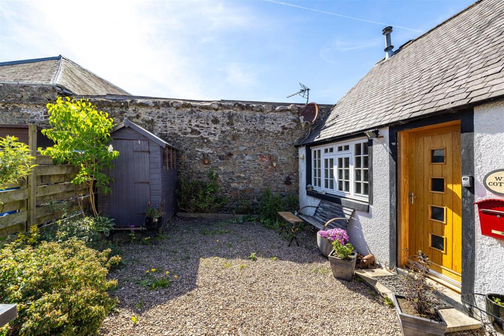 West Cottage Darnick 25.JPG