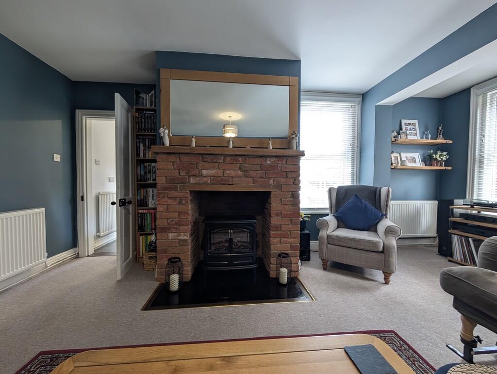 PXL_20250530_1129...