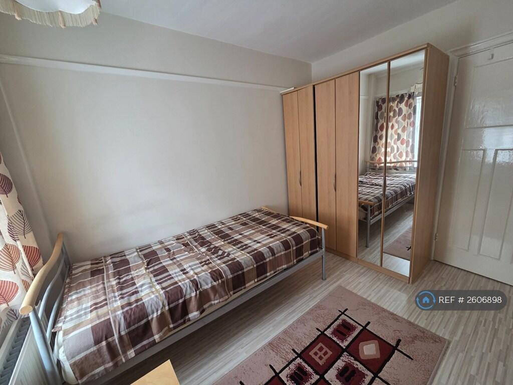 Bedroom 3 - First Floor