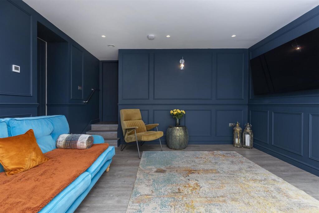 Bramleys Estate Agents - Stainland Dean - Halifax 