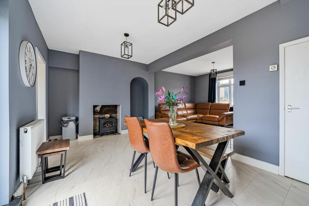 Dining Room (1)