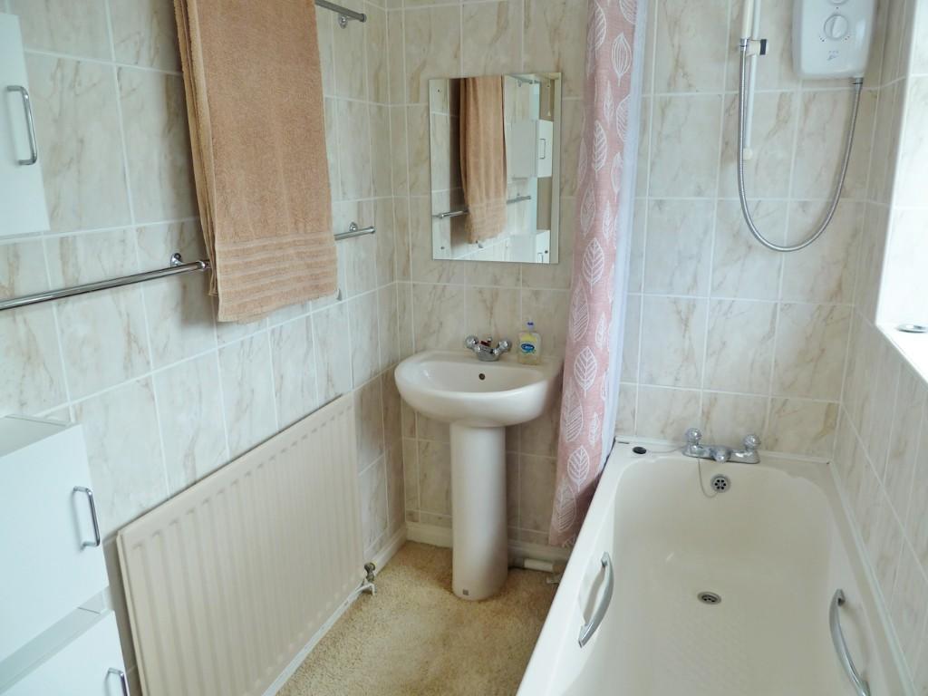 Coloured suite