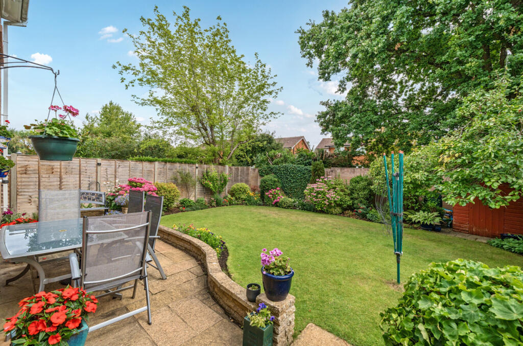 1333280-9-688cb7a...