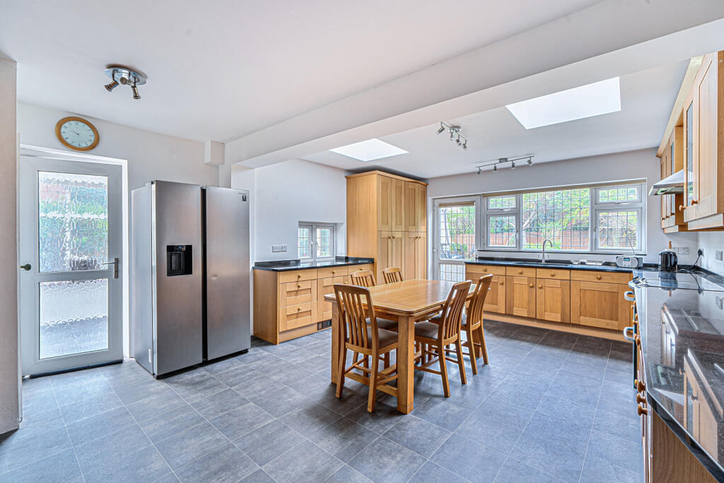 1356139-15-68ca7d...