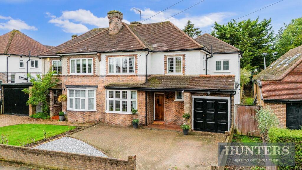 AVONDALE AVENUE DRONE (1).jpg