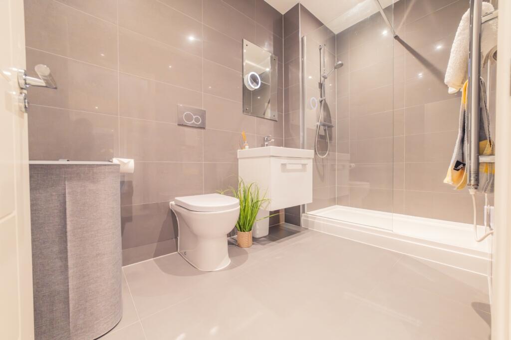 Award-winning Media team on EVERY Listing_23