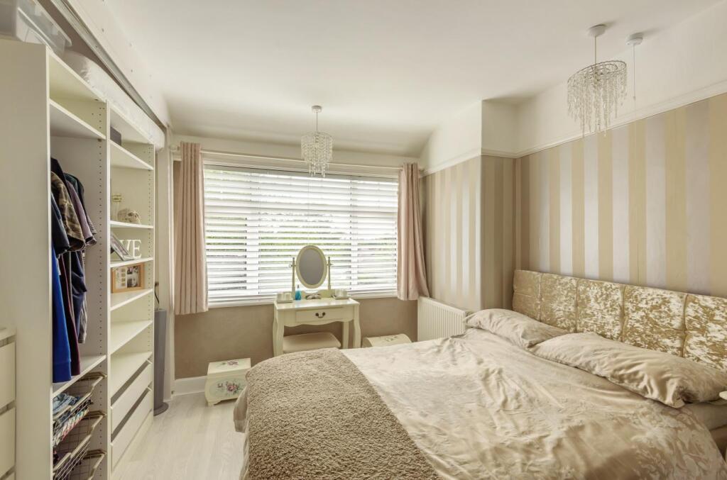 Second bedroom