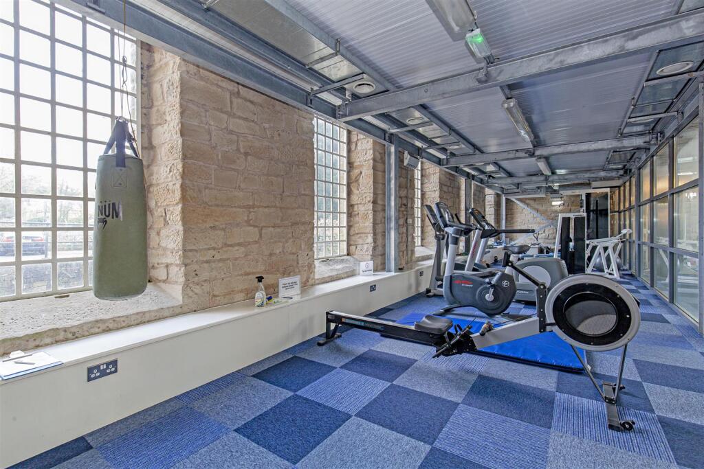 Communal Gym-1.jpg