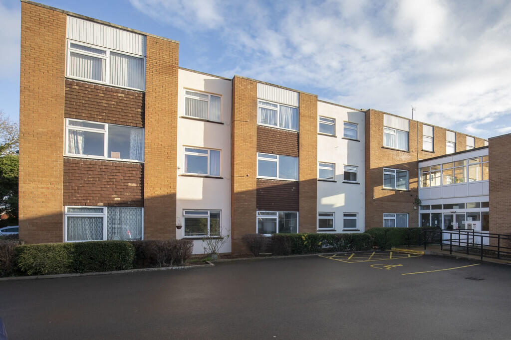 Flat 12, Rushwort...