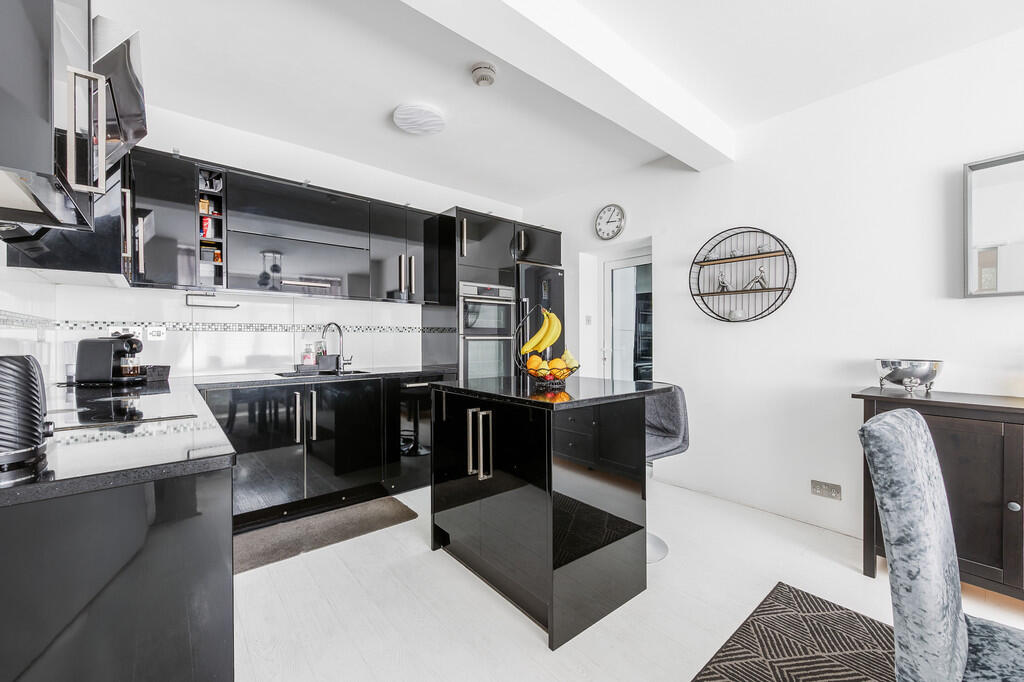 Creighton Road (6...