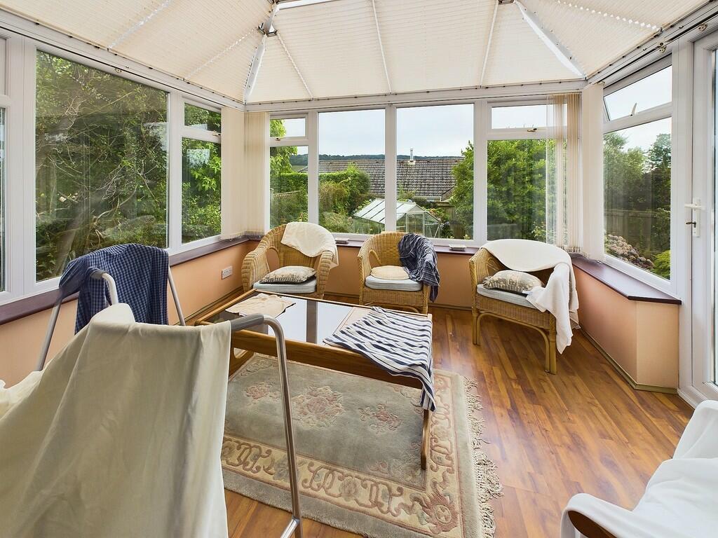 Sun Room c