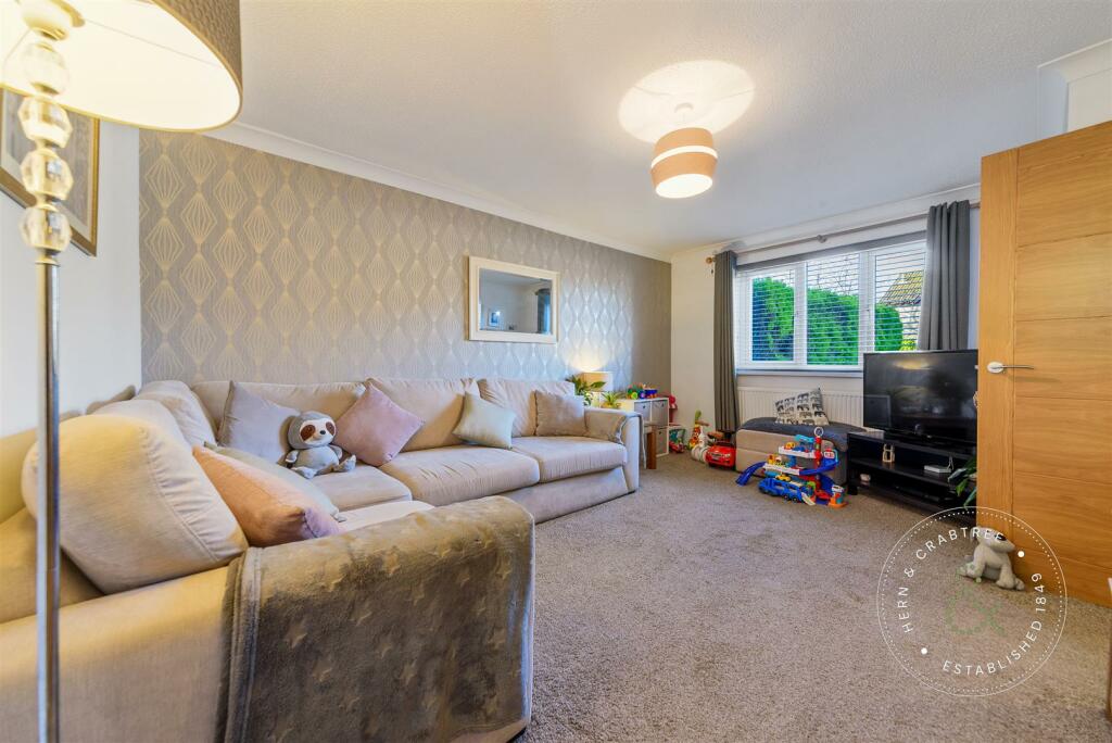 Ambergate-Drive-12.jpg