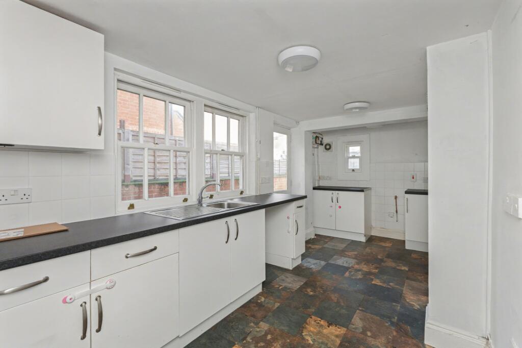 11 Victoria Road, Abingdon, Oxford, OX14 1DN