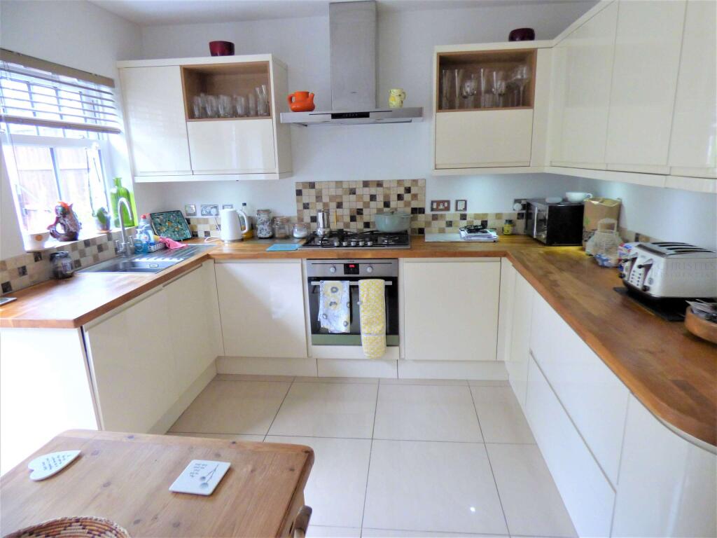 Fitted Kitchen