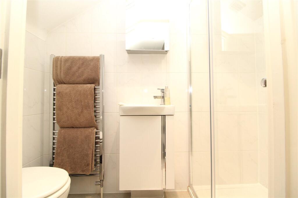En Suite Shower Room
