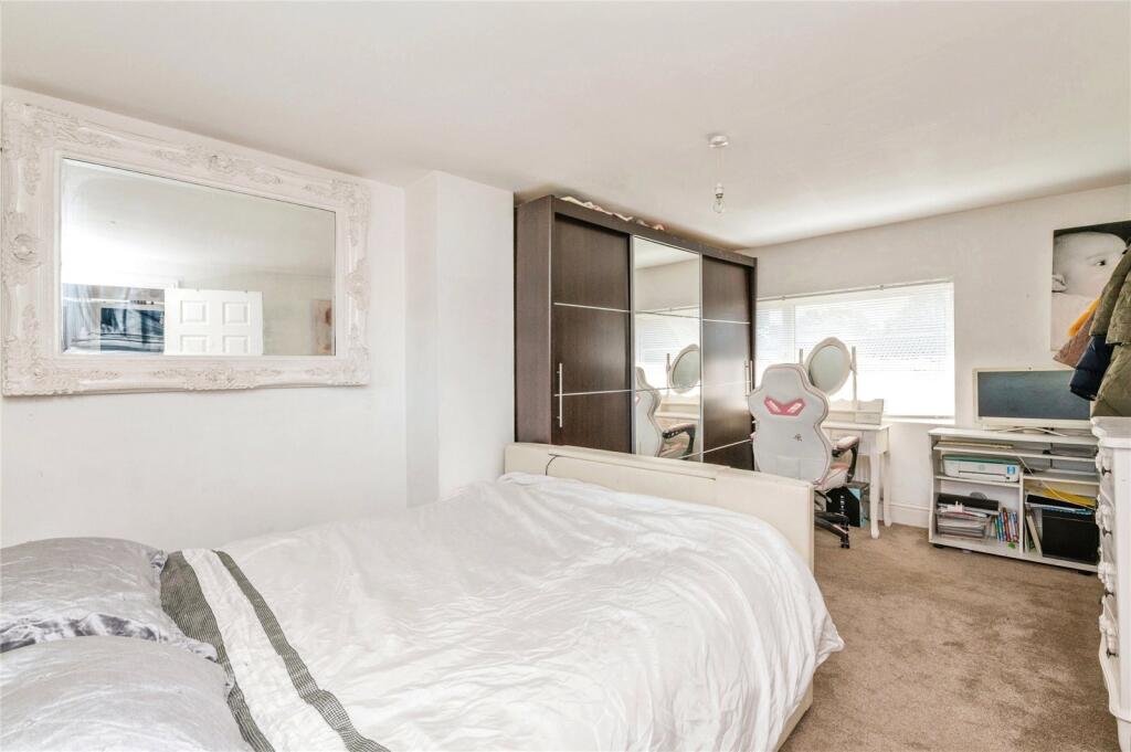 Bed 1