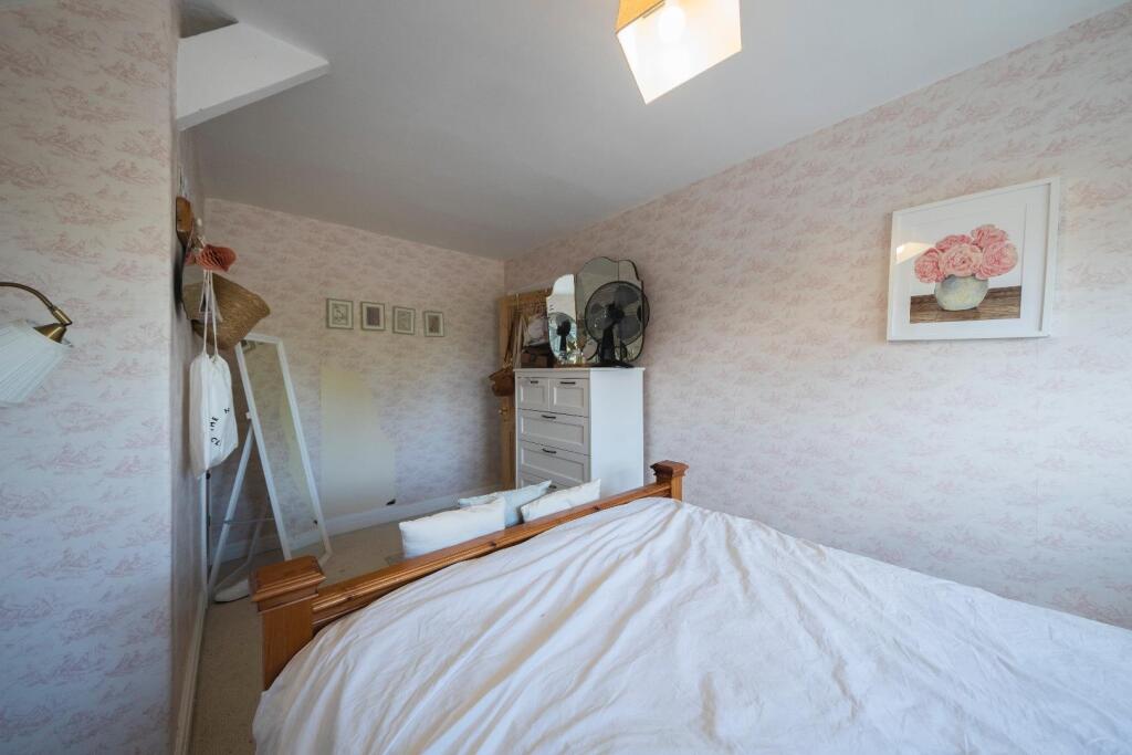 3 Manor Cottages-022.JPG