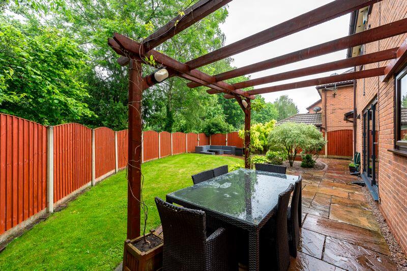 Pergola &amp; Patio