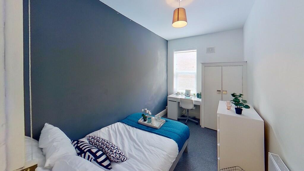 44-Wellington-Str...