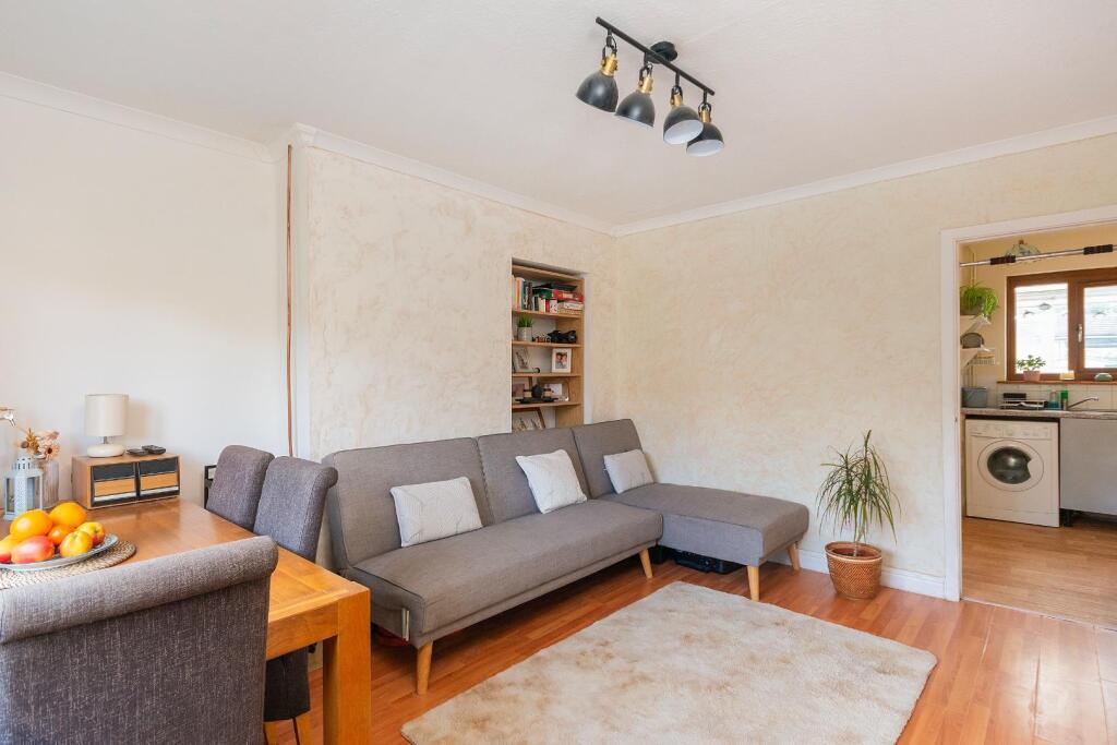 1D1R1SD - Living Room D.jpg