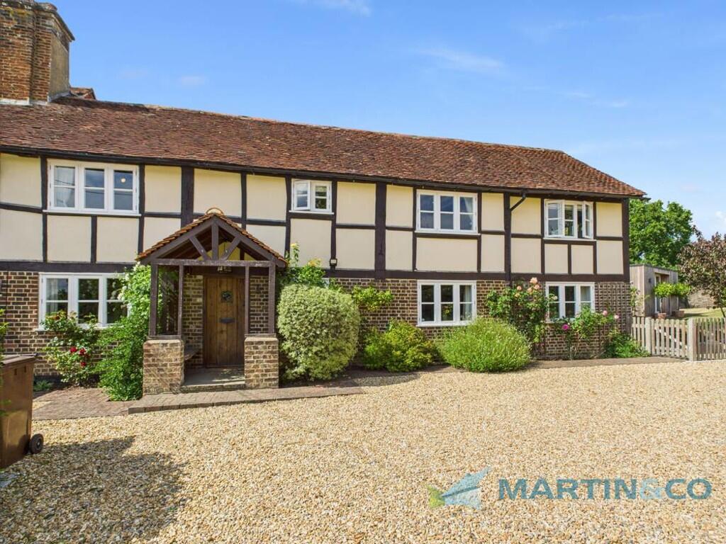 CAM02145G0-PR0073...