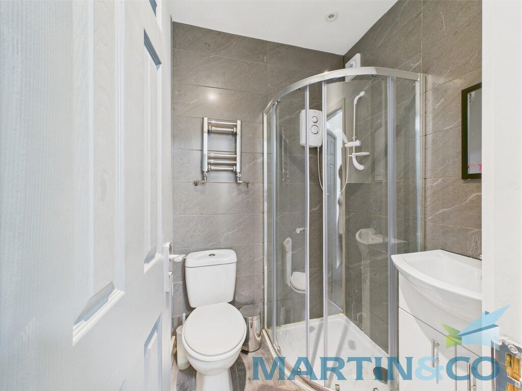 CAM01870G0-PR0167...