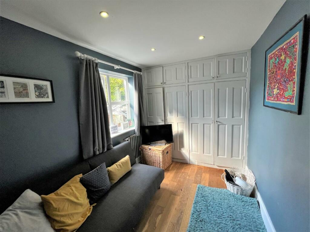 Bedroom 3.jpg