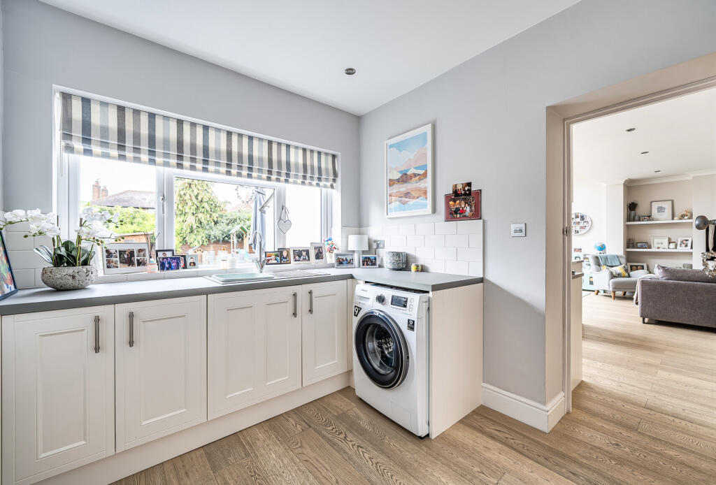 1328877-19-687fce...