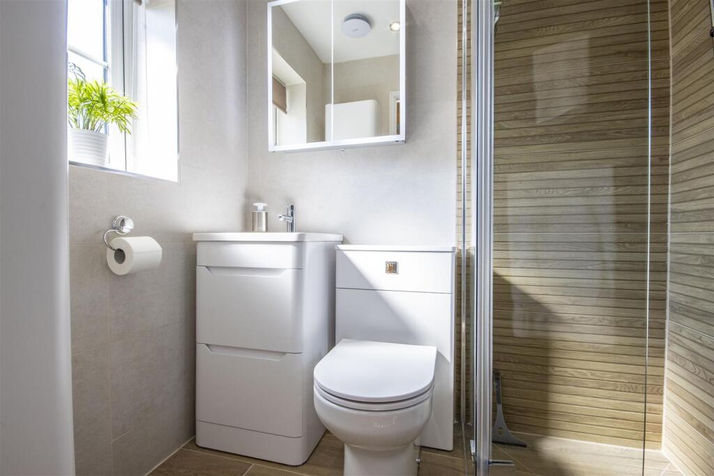 En Suite Shower Room