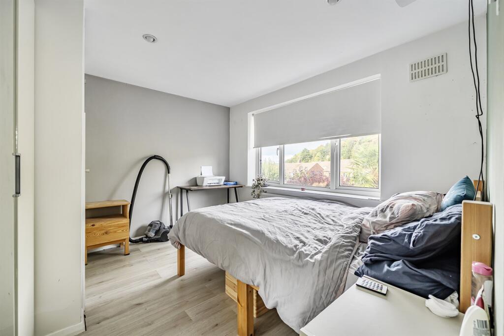 Second bedroom