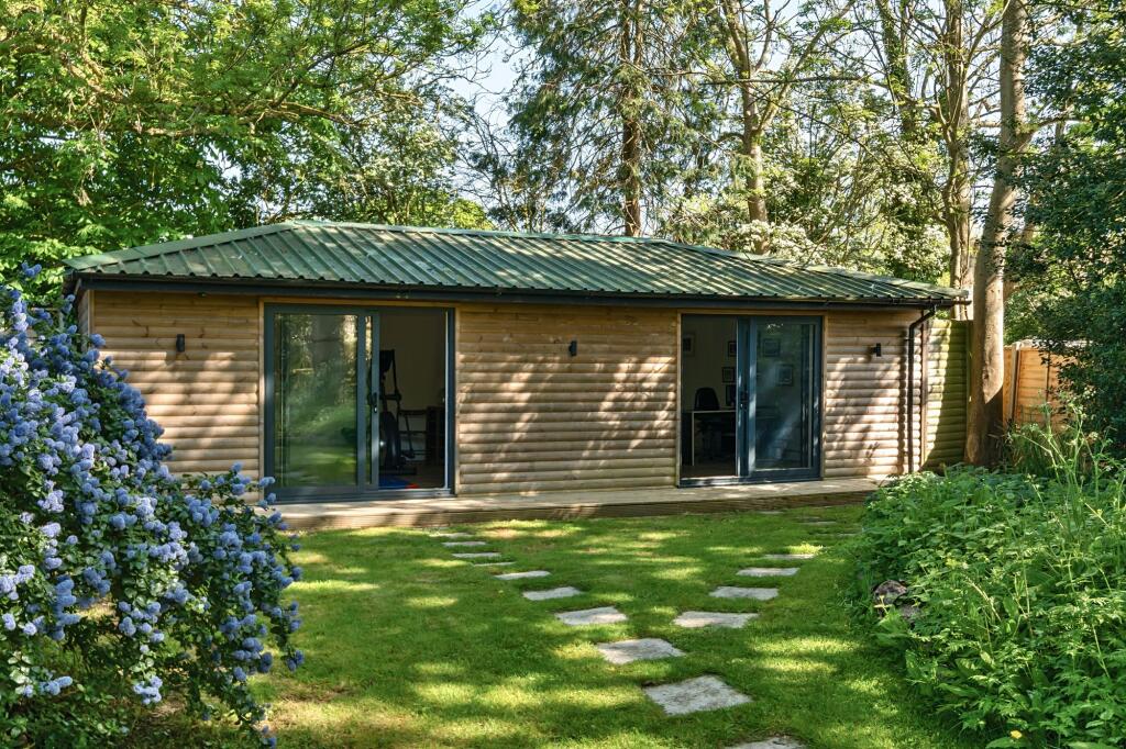 Garden room