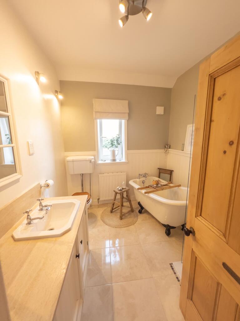 Elegant Period-Style Bathroom