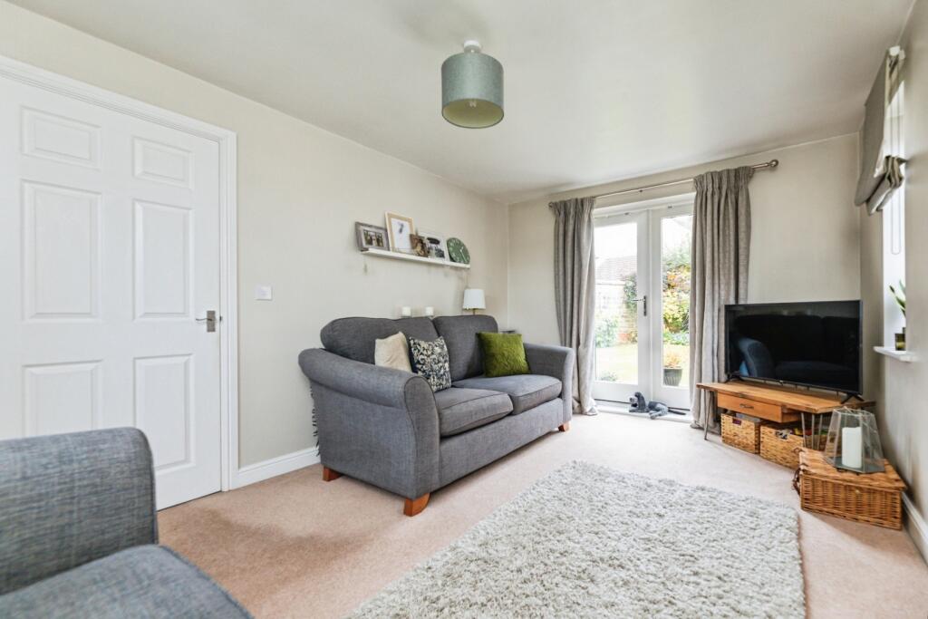 pbox-living_room-343657.jpg