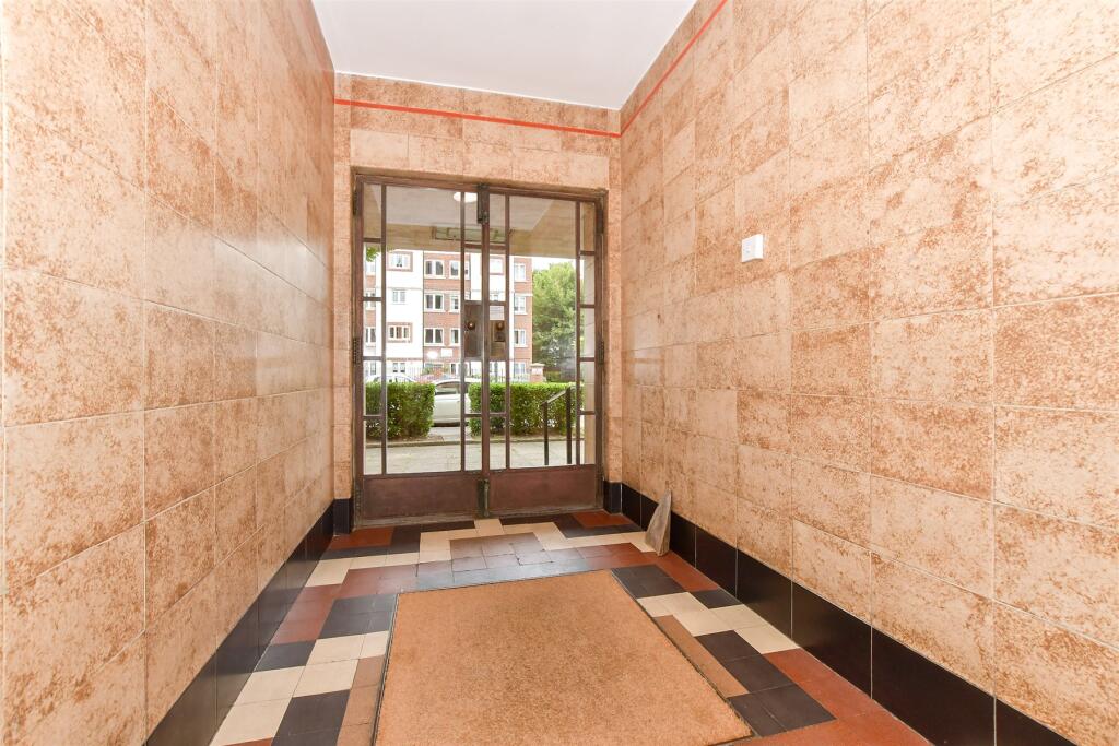 Internal Lifestyle Photograph