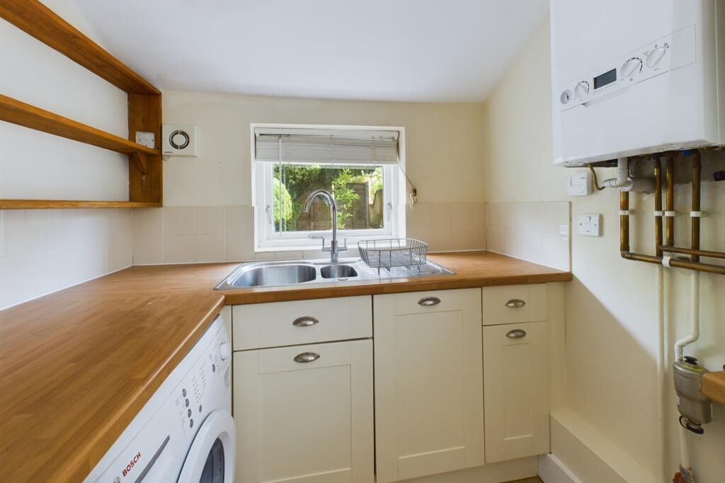 CAM02545G0-PR0171-STILL011