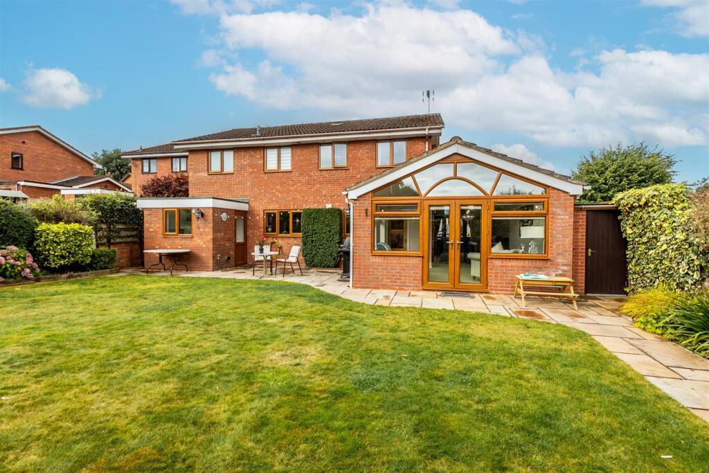 5 High Ridge Way-53.jpg