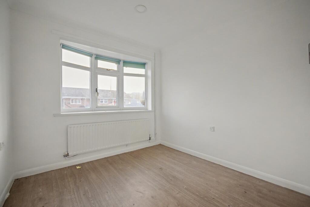 86 Long Catlis Road, Gillingham, Kent, ME8 9TA