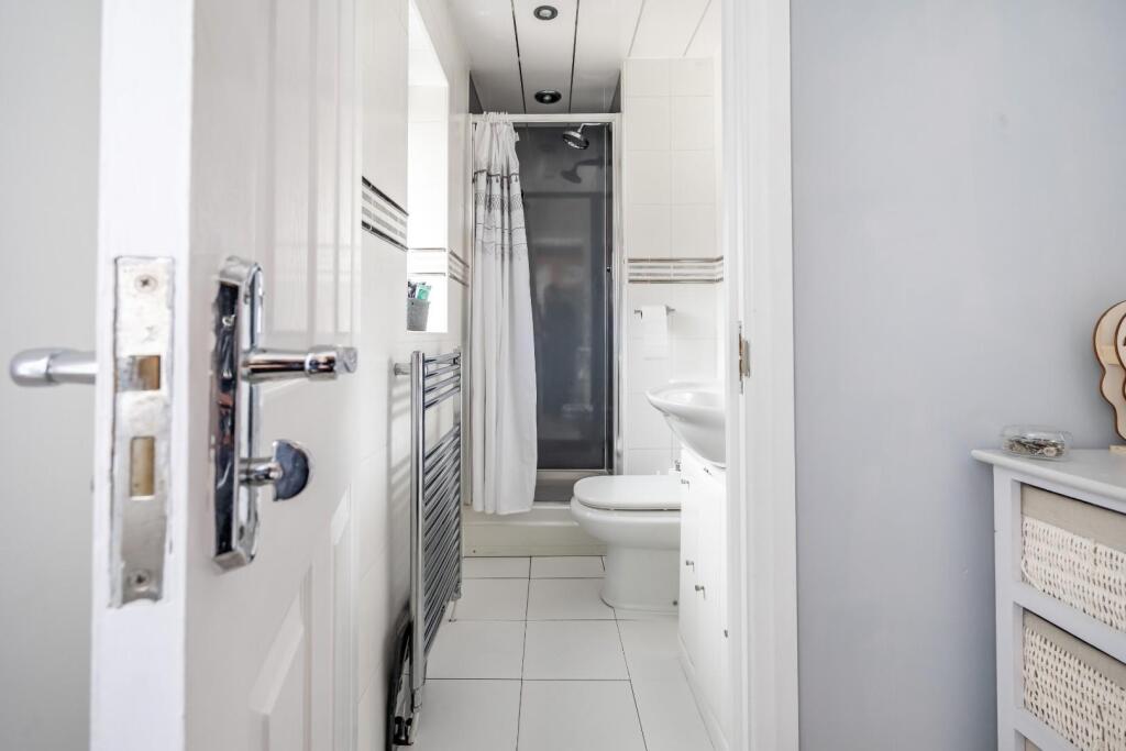 3 stephensons close-4.jpg