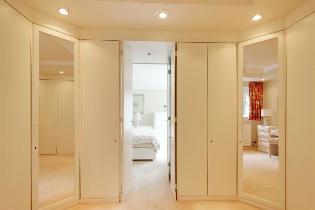 Guest Bedroom Dressing Room.jpg