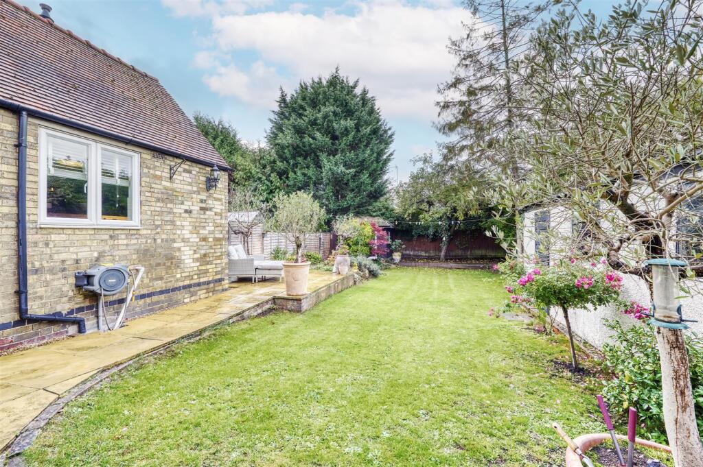 Wellingborough Rd Rushden-24.jpg