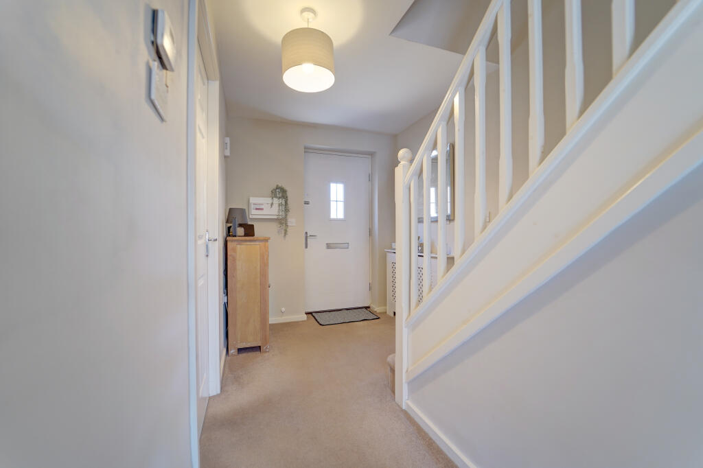 HALLWAY OSIER