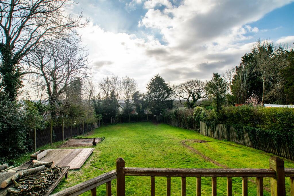 Holybush Road, Cyncoed, HernCrabtree (11).jpg