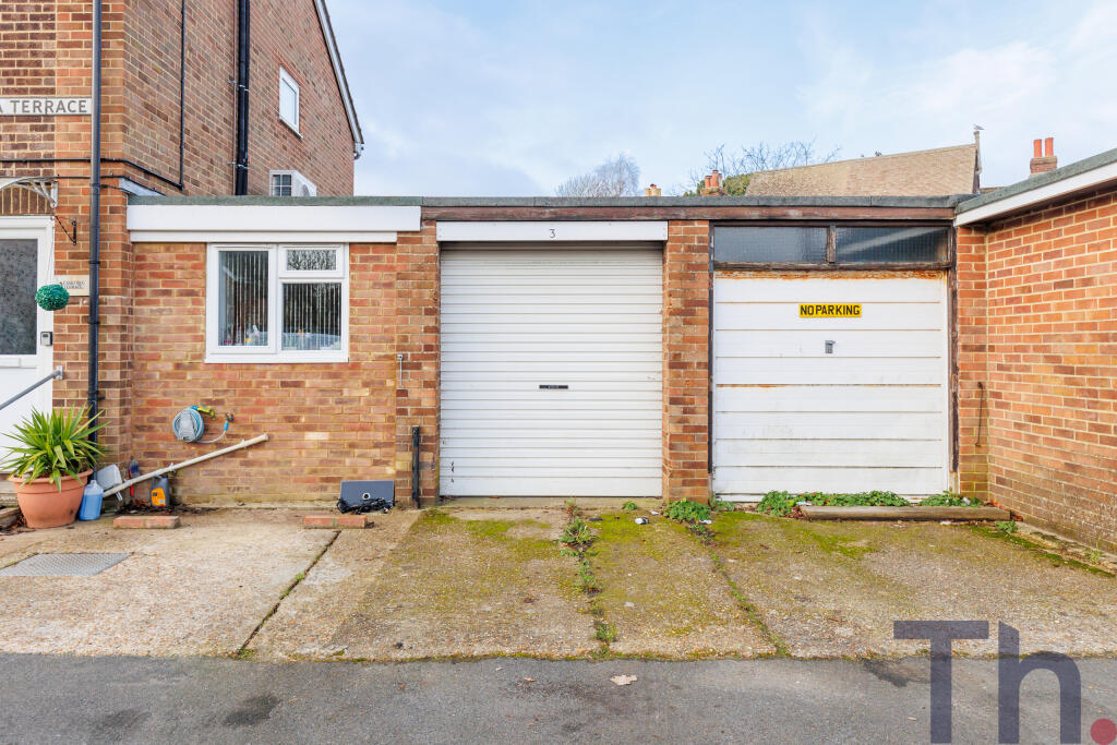 Garage &amp; Parking