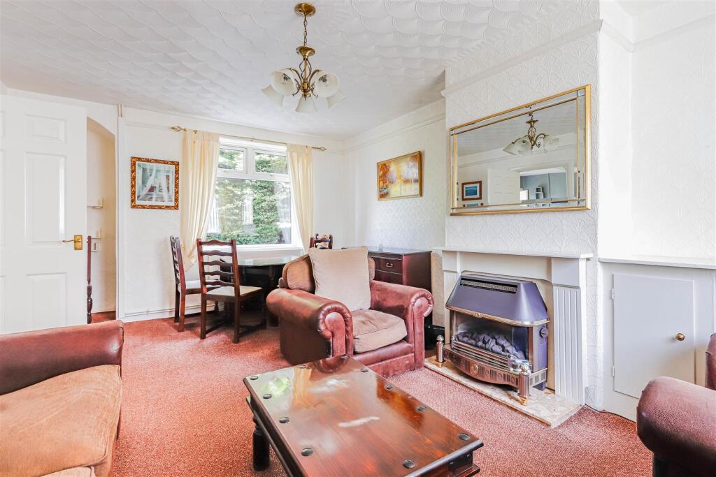 Caradoc Avenue_-3.jpg