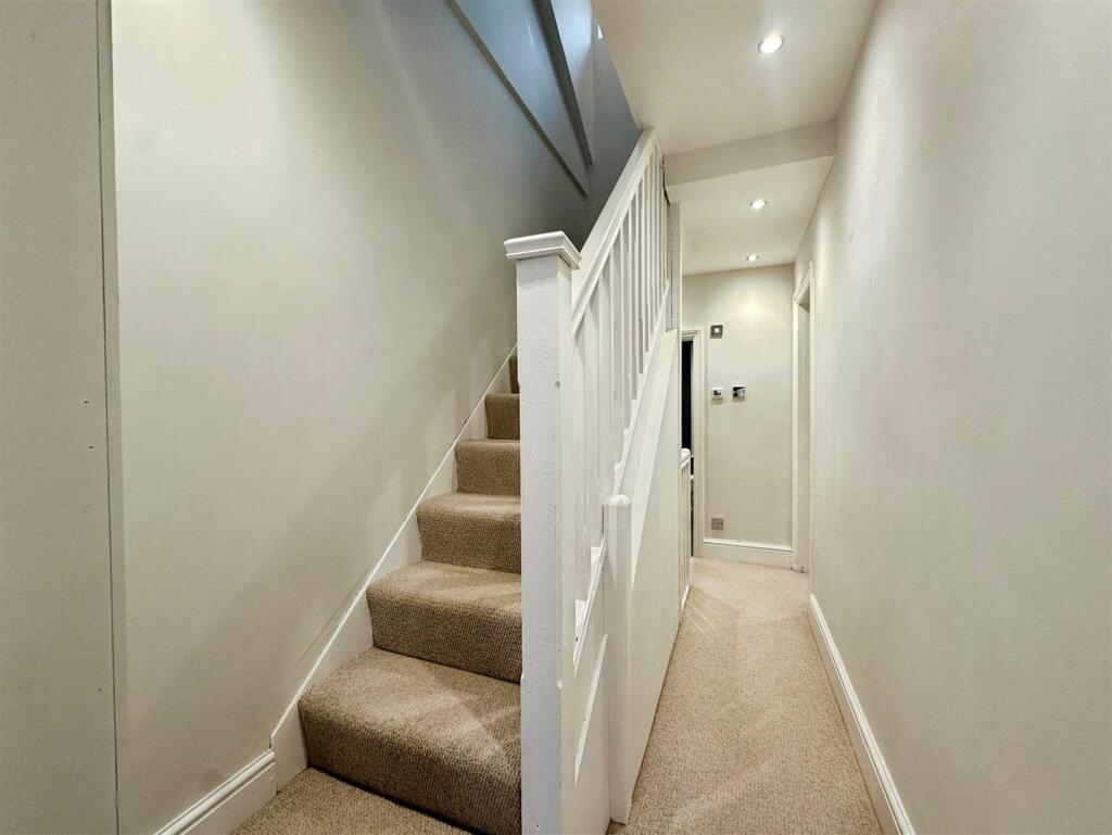 364b2966--42ED-90D2-76A1C77AC115-85894-00001C1B09C